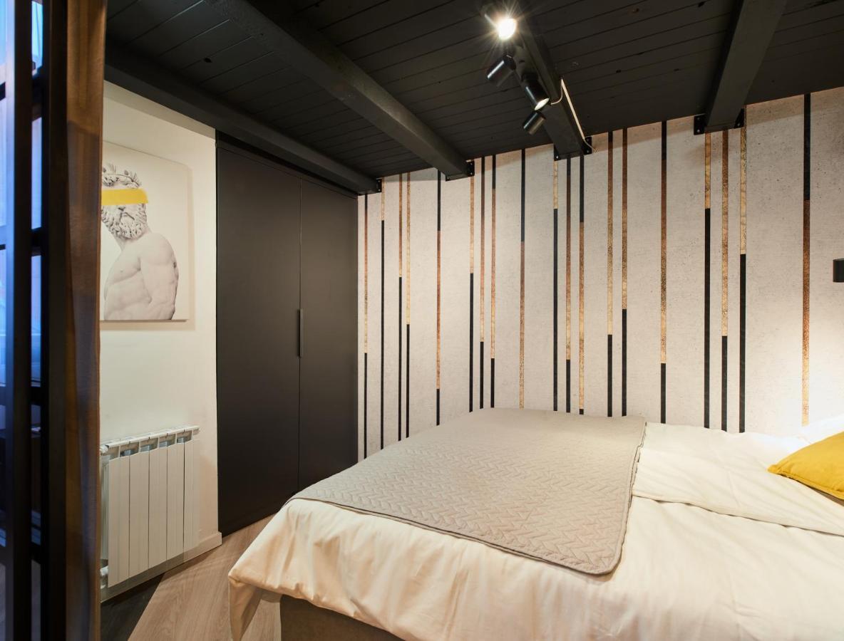 Joseph Studio Apartment By Irundo Zagreb Exterior foto